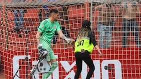 Con el fantasma de la B: Hinchas de Colo Colo sobrevuelan dron en la Supercopa ante la U