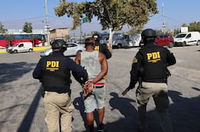 Megaoperativo de la PDI en persa Biobío y barrio Franklin contra “Los Espartanos” deja al menos 20 detenidos