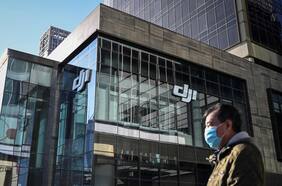 Estados Unidos incluye en la lista negra a decenas de entidades chinas por vigilancia y trabajo militar