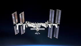 La NASA aísla a sus astronautas de la Estación Espacial Internacional mientras la agencia rusa repara fugas