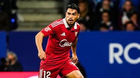 Otro golpe para el Sevilla: Gabriel Suazo sufre una recaída de su última lesión