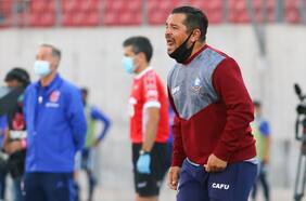 Héctor Tapia deja Antofagasta tras solo dos meses como DT puma