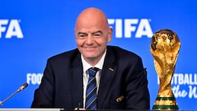 “Que ningún país pueda ser vetado del fútbol”: presidente de la FIFA propone levantar el castigo a Rusia