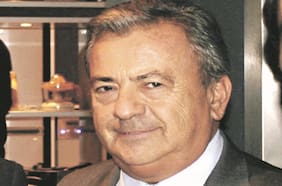 Tribunal fija formalización de Isidoro Quiroga por presunta estafa y administración desleal para el 15 de enero