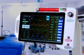 Ocho razones que explican por qué hoy el coronavirus es menos mortal