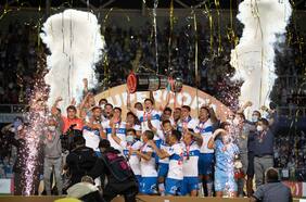 Supertricampeón: Católica derrota a Ñublense en una definición de infarto