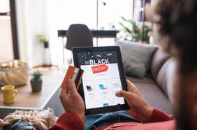 La Cámara de Comercio de Santiago revela la fecha, los sitios y las tiendas que participarán del Black Friday 2024