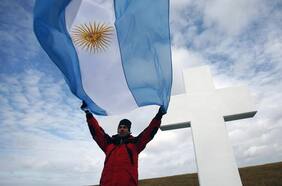 Argentina reitera rechazo a normas británicas sobre soberanía de islas Georgias y Sandwich del Sur