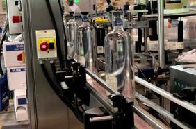 Uvas afectadas por el humo son convertidas en vodka