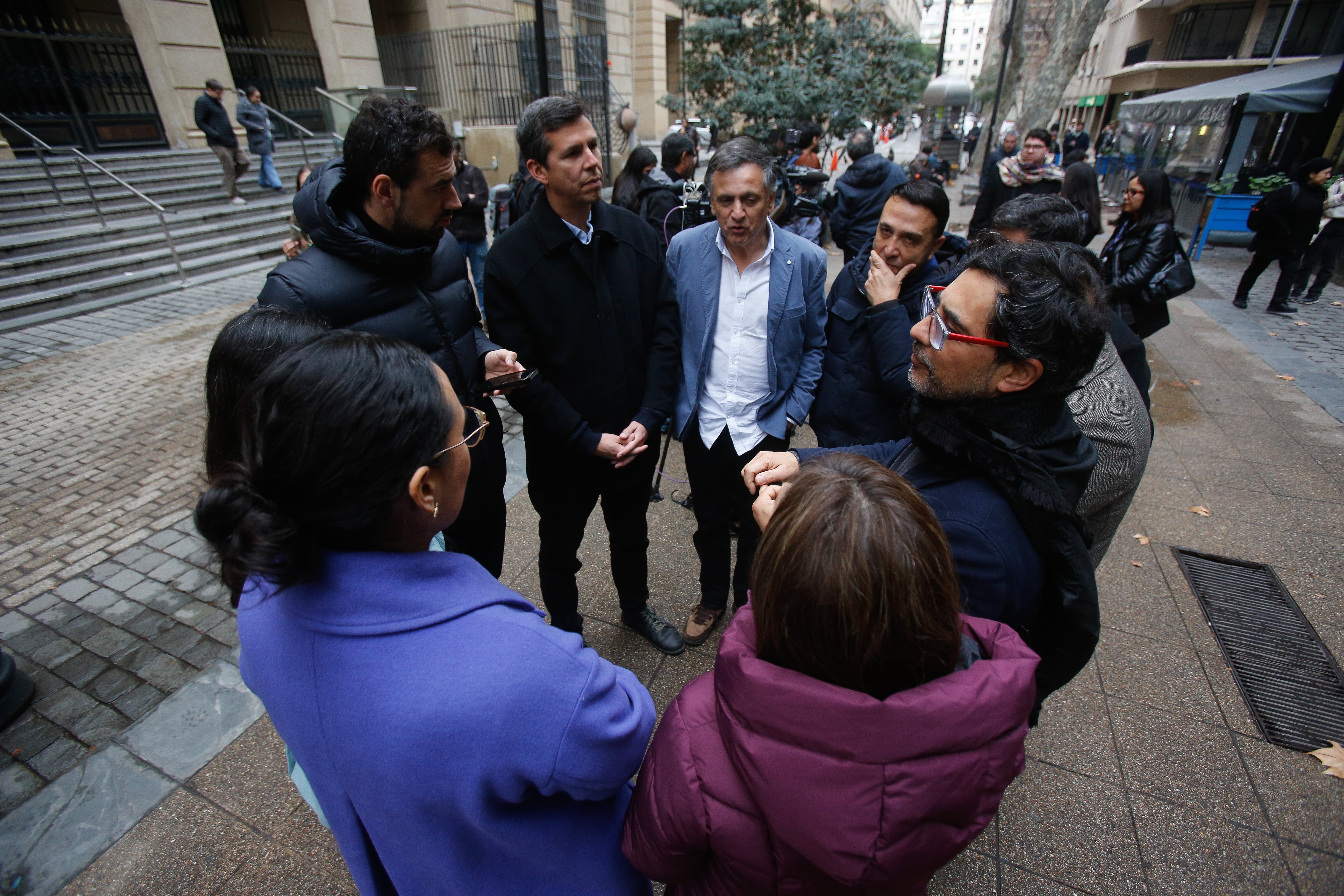 Alcaldes de oposición critican fórmula para compensación a municipios en megarreforma: “Una propuesta aberrante”