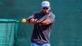 Como Diego Forlán: Johnny Herrera deja el retiro para afrontar un nuevo desafío en el tenis