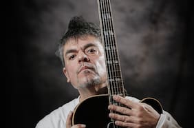 Ángel Parra: “A los 60 años estoy orgulloso de una discografía, de una carrera y de la gente que aprecia lo que hago”