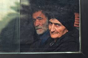 Armenios de Nagorno-Karabaj disuelven el gobierno separatista capitulando ante Azerbaiyán