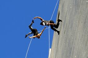 “Bird Strike” en Teatro a Mil: cuándo y dónde será la intervención aérea