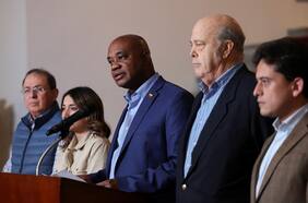 Colombia acepta recibir a sus nacionales deportados desde Estados Unidos tras sanciones anunciadas por Trump