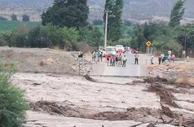 Aluvión deja ocho casas afectadas en Los Andes tras malas condiciones climáticas: anuncian cierre del paso Los Libertadores