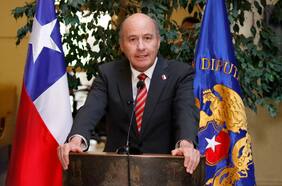 El oficio de Hacienda que exige más recortes a los ministerios: en Mineduc sugiere cortar 15 programas en Presupuesto 2027