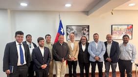 De Grange se reúne con Confederación Nacional del Transporte de Carga: gremio pide modernización del sector