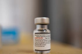 Instituto de Salud Pública aprueba el uso de vacunas bivalente de los laboratorios Pfizer y Moderna