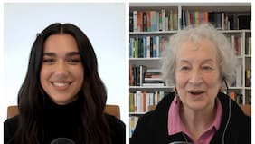 Margaret Atwood, sus memorias y una entrevista con Dua Lipa