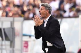 Una nueva oportunidad: Colo Colo mantiene a Fernando Ortiz a pesar de no clasificar a copas internacionales