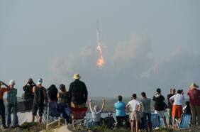 Video: así fue la dramática explosión del cohete Starship de Elon Musk minutos después del despegue