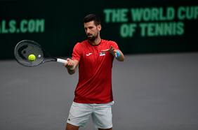 Novak Djokovic sale en defensa de Gerard Piqué por la polémica del formato de la Copa Davis
