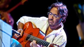Al Di Meola regresa a Chile para presentarse en el Nescafé de las Artes