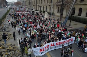 Comunidad palestina de Chile encabeza en Santiago la “Marcha de las ollas vacías” por la hambruna en la Franja de Gaza