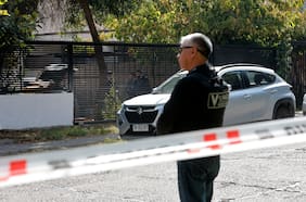 Madre e hija apuñaladas y arma encontrada en cerro Santa Lucía: los antecedentes del femicidio y parricidio en Vitacura