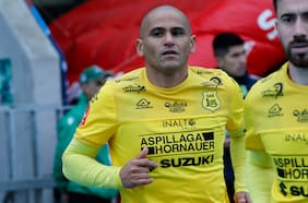 Humberto Suazo le pone fecha a su retiro del fútbol