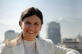 Gasto público crece un histórico 33% en 2021 por pandemia y deuda pública llega a su mayor nivel desde 1991