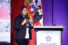 Andrea Balladares asume como primera presidenta de RN y llama a proyectar una “centroderecha moderna”