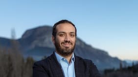 Alcalde de Coyhaique sale al paso en medio de controversia por Los Vásquez: “Es una presentación irresponsable y oportunista”