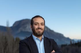 Alcalde de Coyhaique sale al paso en medio de controversia por Los Vásquez: “Es una presentación irresponsable y oportunista”