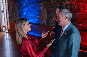 Kast se reúne con presidenta electa de Costa Rica y recalca que no apoyará a Grynspan para la ONU