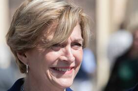 Encuesta CEP: Matthei, Piñera y Orrego son las figuras políticas mejor evaluadas, mientras que Carter sufre fuerte baja