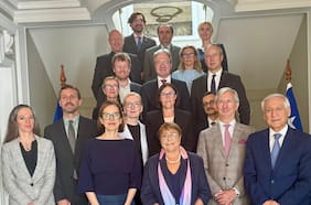 Bachelet se reúne con embajadores de la Unión Europea en Chile en el marco de su candidatura a la ONU