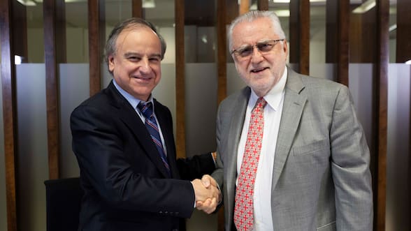 Contraloría toma razón por acuerdo Codelco-SQM, aunque con condiciones a cumplir antes del 31 de diciembre