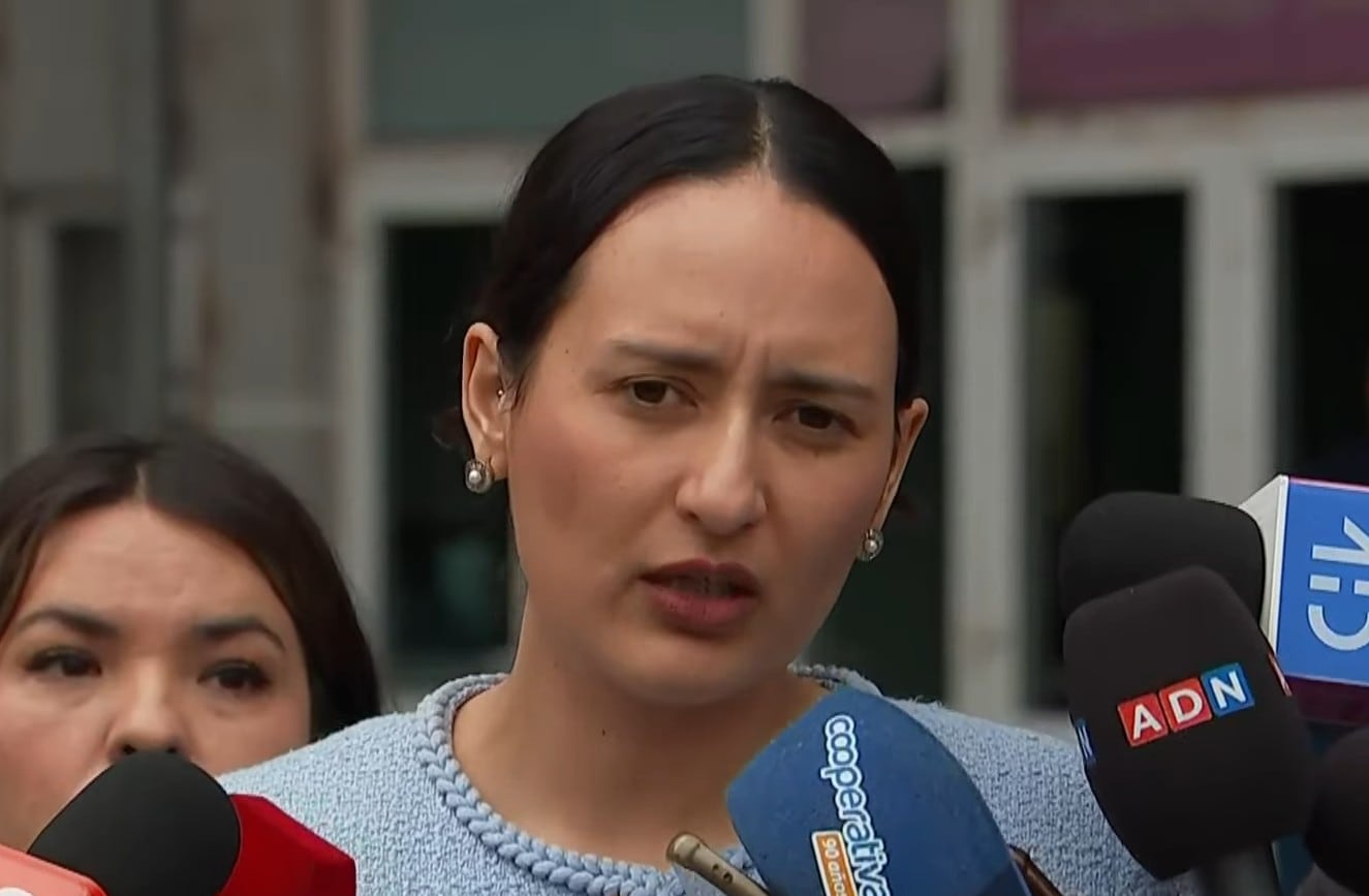 Alcaldesa Javiera Reyes pide resguardo en Lo Espejo tras crimen narco: “Nadie merece vivir con ese nivel de susto”