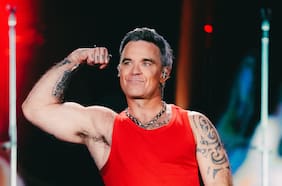 Robbie Williams en el Bicentenario de la Florida; bromas, un karaoke con Oasis y un ceacheí
