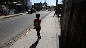 Cruce de información con bases de datos municipales: alcaldes de la RM abordan labores para localizar a niños haitianos