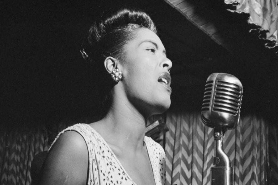 La última noche de Billie Holiday: sola, enferma y bajo vigilancia policial