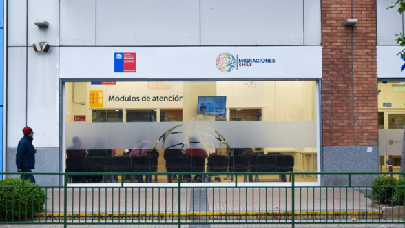 Migraciones lanza nuevo trámite de habilitación laboral: registra 4.800 consultas y 1.000 descargas en su primera jornada