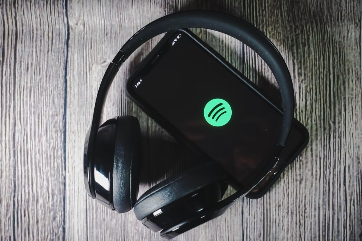 Spotify lanzará etiquetas para identificar a artistas creados con inteligencia artificial