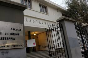 Alumnos del Liceo Lastarria involucrados en caso “la manada” fueron expulsados del establecimiento