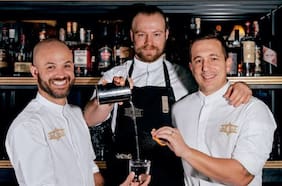 El bar número uno del mundo aterriza en Santiago: Handshake Speakeasy llega a AC Hotel Santiago Cenco Costanera