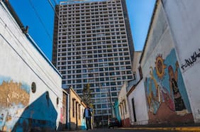 La promesa de Jorge Quiroz de desregular el suelo genera debate en la academia y expectación en la industria