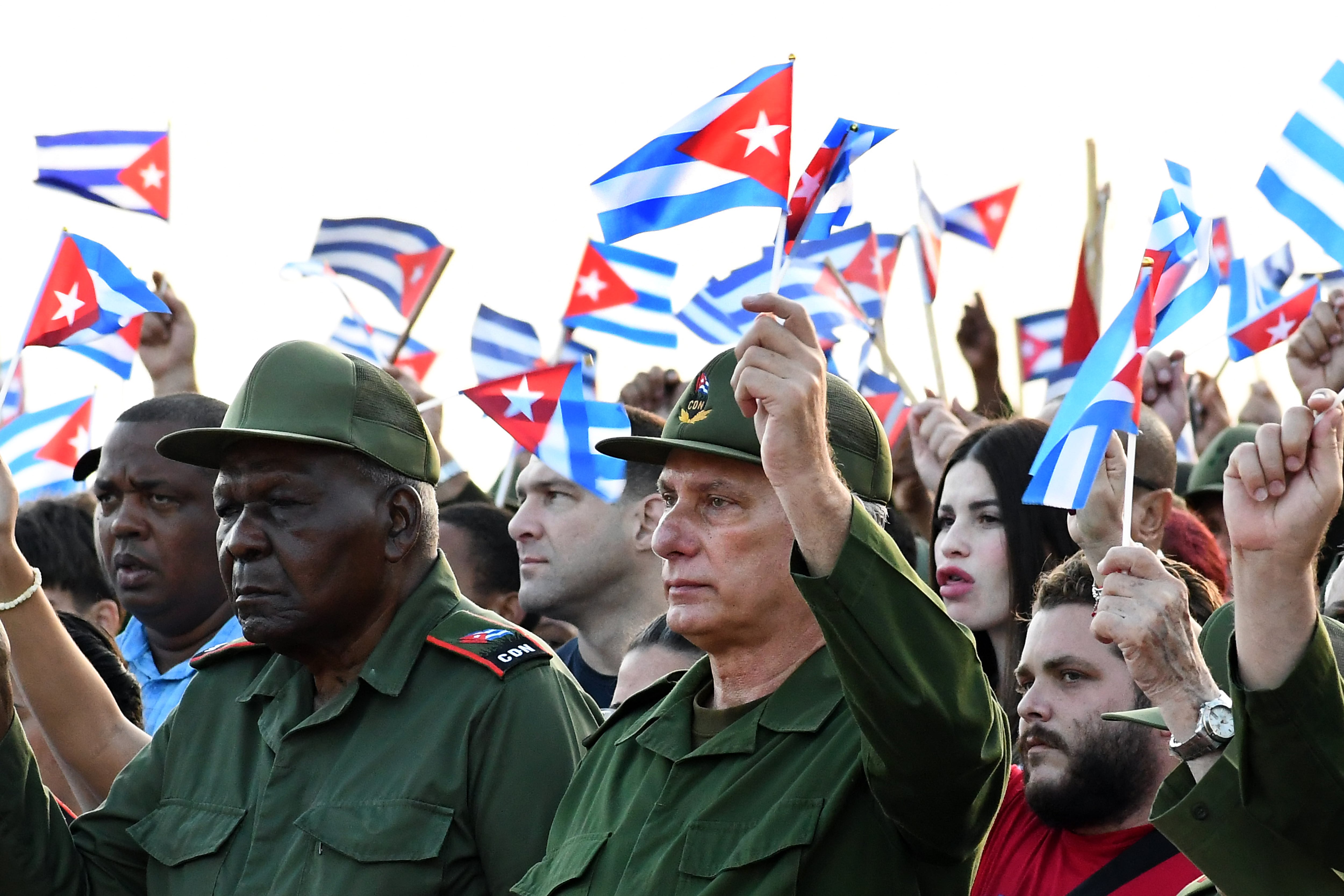 "Hay que cambiar": Díaz-Canel anuncia reformas económicas y reducción de la burocracia en Cuba