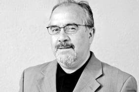 El escritor Ramón Díaz Eterovic es el Premio Nacional de Literatura 2025